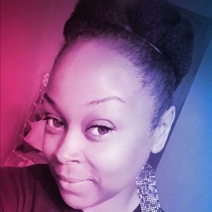 Meet your Posher, Kanasha